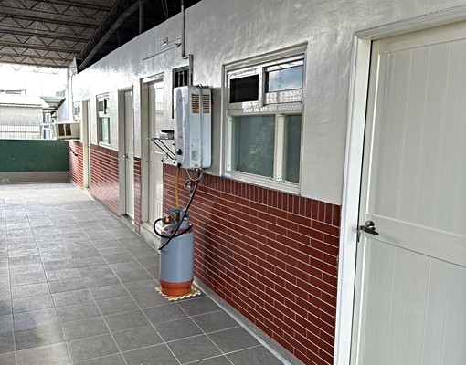 近劍潭捷運百齡國小旁公寓限男仲介勿擾 - Image 1