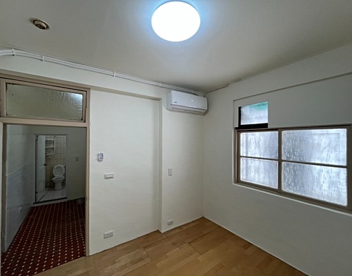 可租補與報稅近江子翠捷運三樓 - Image 4