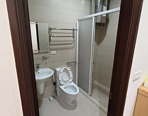 近巨城電梯大樓有室內機車位 - Image 7