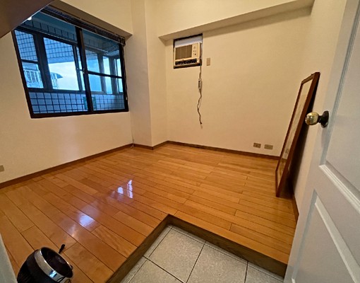 育英醫專建工商圈正3房2衛，全新廚具 - Image 9