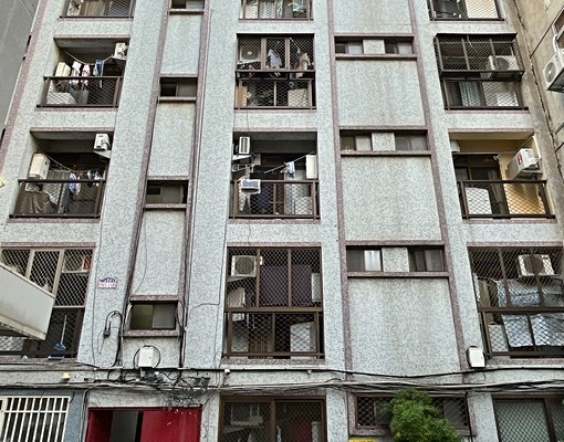 華夏巷學府天下健康套房含管理費水網路第四台電5元多間可選 - Image 1