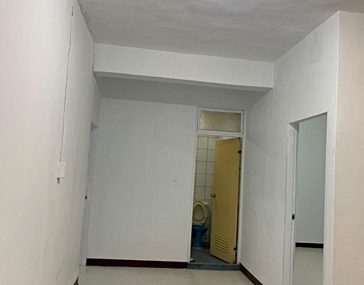 (代登廣告)✅屋主自租/秀朗捷運3分鐘/一樓四房住辦可 - Image 4