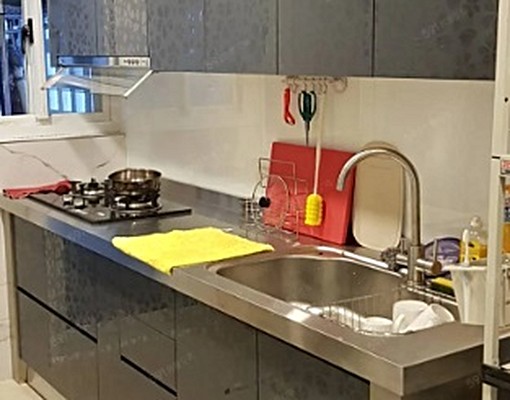 新裝潢日式雅房限女有電梯陽台天然瓦斯廚房可煮中和近捷運高樓窗 - Image 1