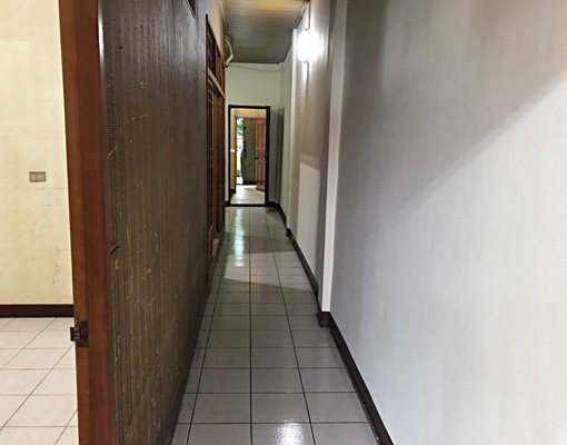 大降價!!南區雙鐵共構兩房一衛 - Image 5