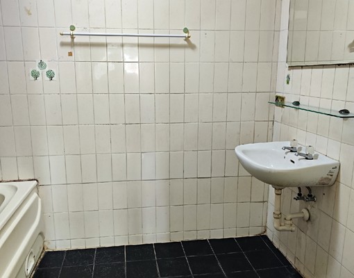 比住旅館省三倍價格。全聯超商.美食街1樓 - Image 4
