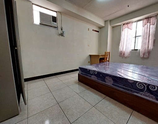 火車站前@新光三越*超大5房 - 591租屋網 - Image 6