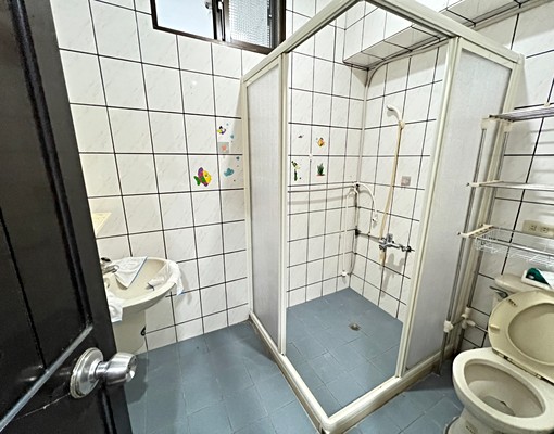 公寓3樓大空間4房、近力行市場、中正路、中路特區、交流道 - Image 5