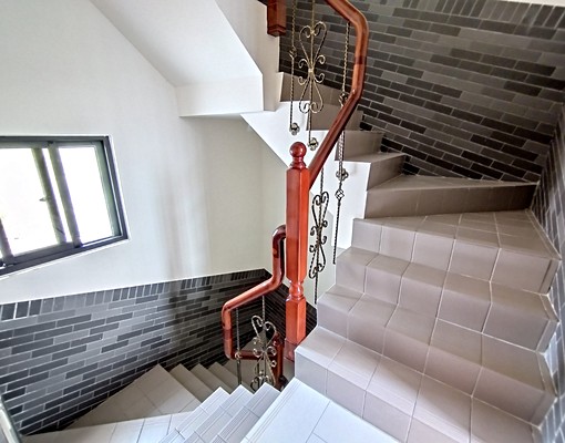 專營青埔租屋/近A18青埔國中/超值電梯套房/獨立陽台洗衣機 - Image 6