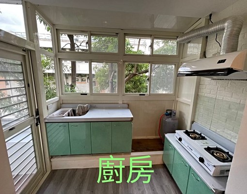 府中捷運,卧室獨立窗,大陽台,長租可議,可寵物 - Image 2