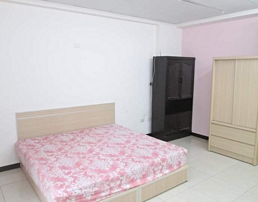 免仲費三樓3-2大套房(降價特惠9000 - Image 10