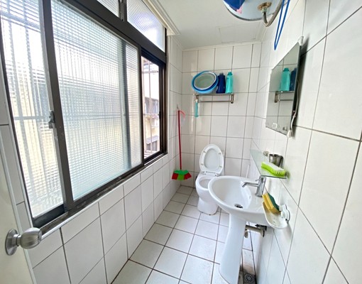 可租補~水湳中國醫小資女採光美套房~ - Image 4