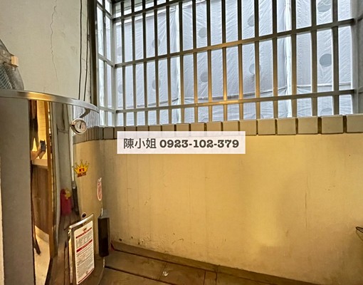 §中山國小典雅裝潢採光兩房.可做工作室 - Image 12