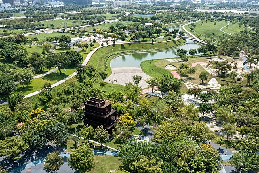 建案鄰近67公頃中央公園實景圖