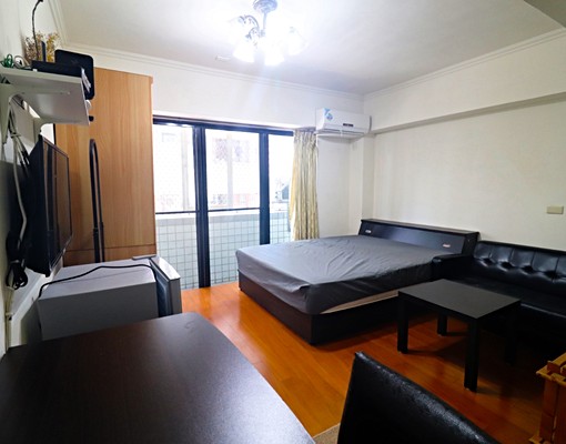 免仲介費-水湳中國醫長安路二段出租大套房(有飲水機) - Image 1