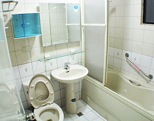 可租補/可短租/女💜可貓/獨洗陽台淨水器微波爐烤箱專人收垃 - Image 3