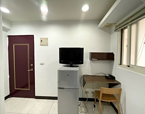 港墘捷運站5分鍾,生活機能強,供網路電視,小資首選 - Image 2