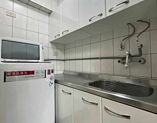 全新整修陽明大套房近正修.文山特區家電齊 - Image 8