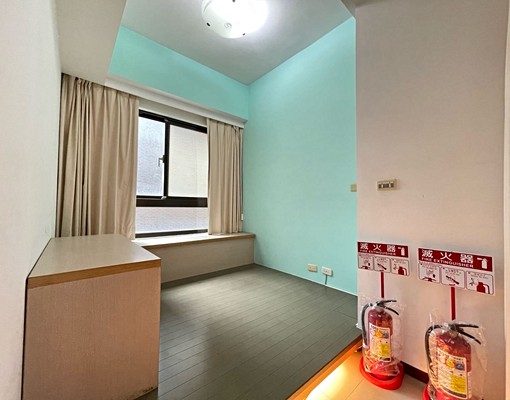 租金含車位北大邊間簡配兩房平車,可租補 - Image 4