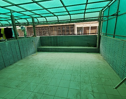 東海商圈超大整棟4樓超大露台，6房透天 - Image 2