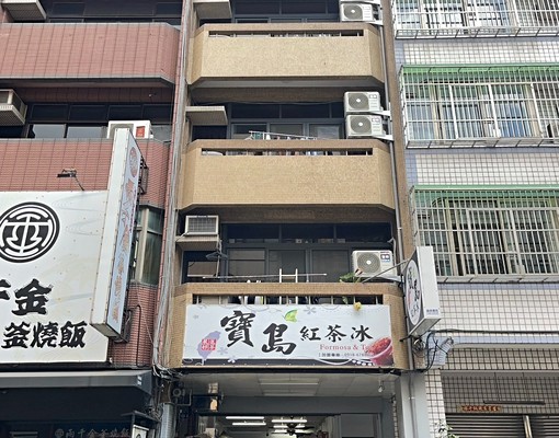 西屯路二段亮麗兩房衛浴開窗天井遙控天窗含水網路第四台電5元 - Image 9