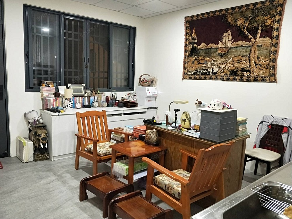 1樓公用客廳廚房賀眾牌純水開飲機