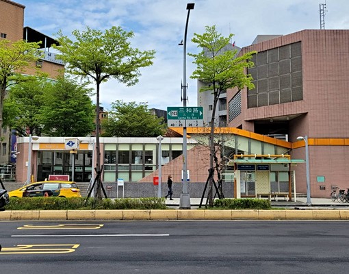 雙捷運5分鐘低樓層新裝潢全套變頻家電~可貓犬可租補 - Image 5