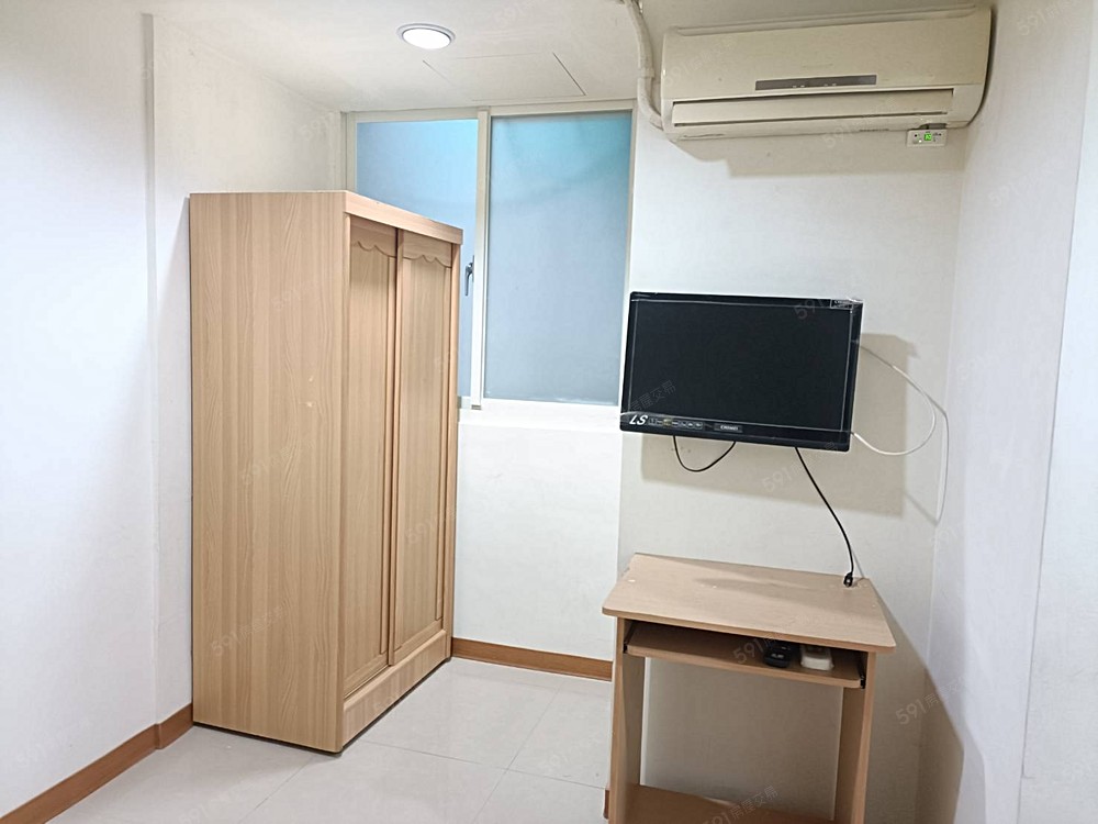 雅房306室6坪租8000