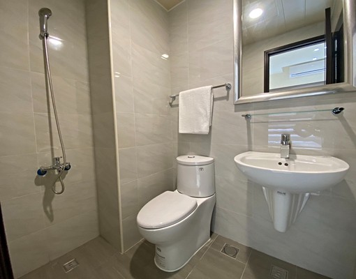 橋頭新市鎮，全新質感裝潢，三房平車。 - Image 9