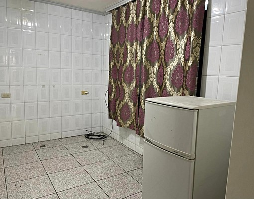 中央新村稀有邊間整棟別墅出租 - Image 7