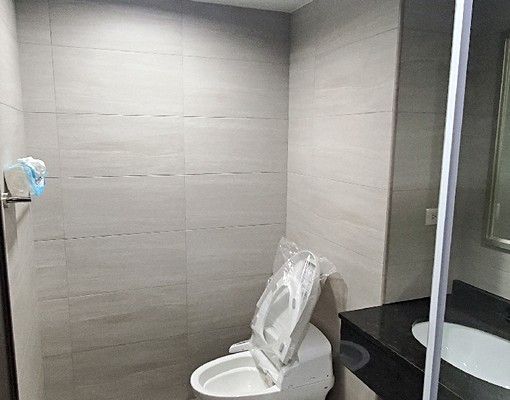 菁英匯近五甲家樂福、對面即小7、全聯及藥妝店、可租補 - Image 11