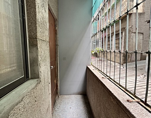 雙捷運，一房一衛獨立陽台套房/可報稅補助，可貓，須簽屬寵物條 - Image 6