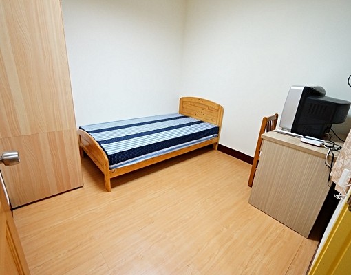 五工二路62巷舒服雅房免費高速上網 - Image 2