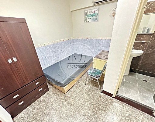 小力-南亞✨電梯套房✨機車位✨代收垃圾 - Image 2