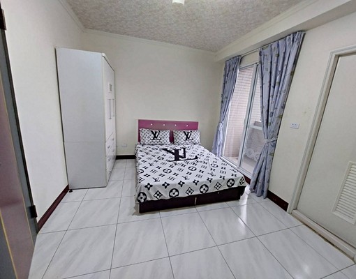 自租全新獨立陽台獨立洗衣機室內機車位飲水機 - Image 5