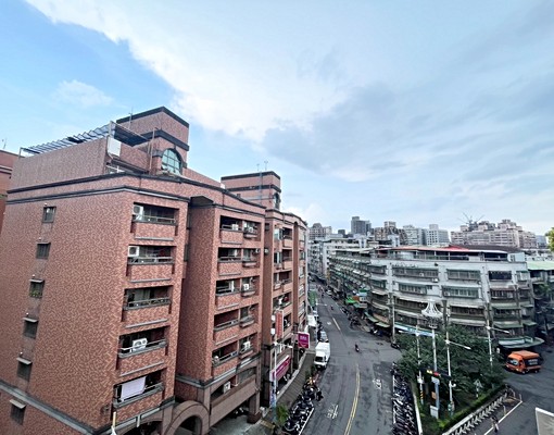 ⭐️乾淨明亮⭐️亞東府中雙捷運⭐️有陽台 - Image 9