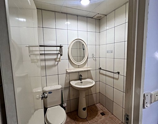 近奇岩捷運站獨立套房(可申請租屋補助) - Image 3