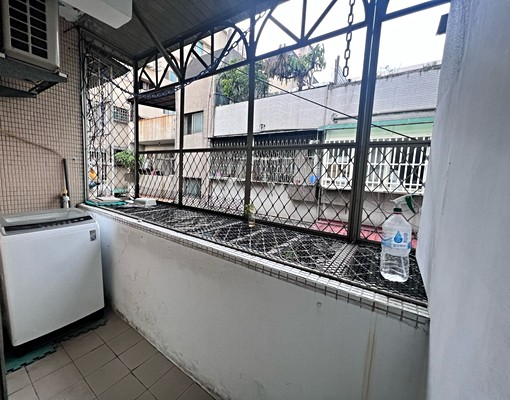 近奇岩捷運站獨立套房(可申請租屋補助) - Image 4