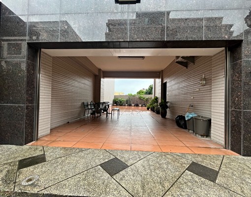 可停三車有庭院四套房透天 - Image 15