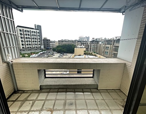 ◆近台南科技大學▲獨立陽台★走路上學 - Image 3