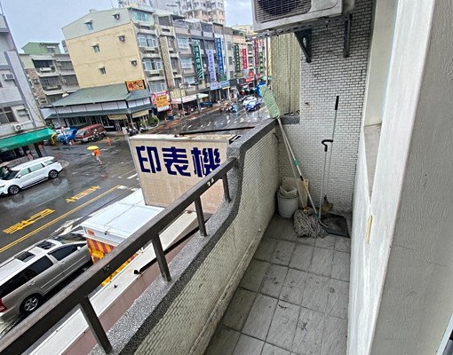 高應大優質美套房有陽台 - Image 8