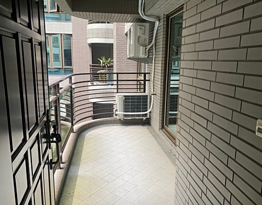 農十六-京城國寶-四房平車-室內28.5坪 - Image 2