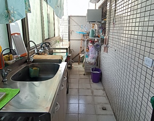 電梯華廈頂加,陽光大庭院 - Image 13