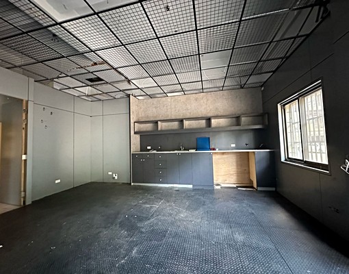 平鎮近聯新平興國小寬邊間店面 - Image 2