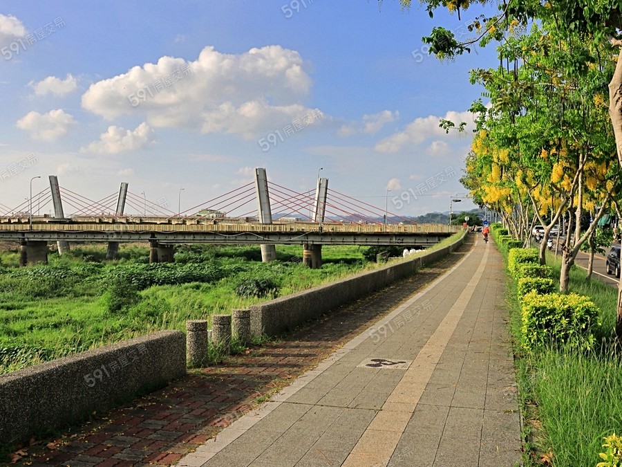 城鈺深晴環境圖