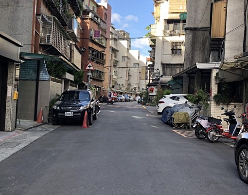 後山埤捷運站旁中坡南路31巷8號車位出租 - Image 6