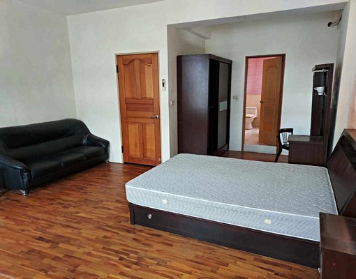 一房一廳採光好的大套房可升請租屋輔助 - Image 4