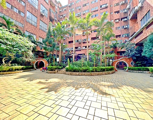 可補助~台電台水~近火車站》陽台美大套房《舒適整潔~近健行 - Image 11