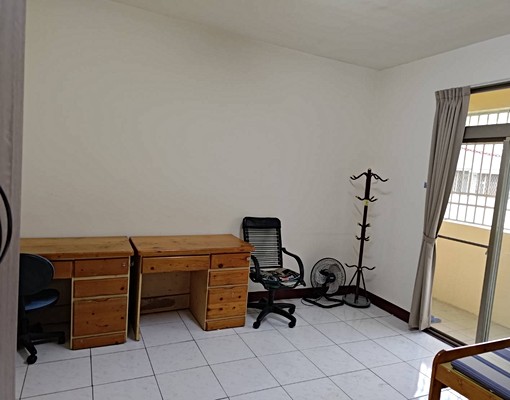 超棒3樓大雅房,附陽台網路!衛浴僅兩共用 - Image 14