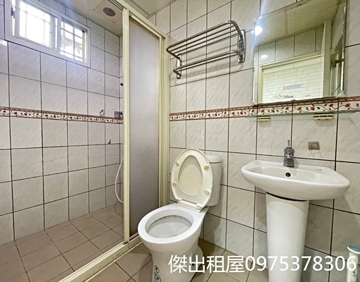 傑出租屋/近桃園夜市,陽台獨洗 - Image 4