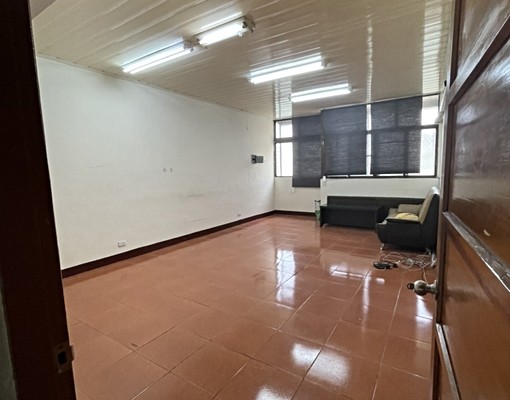 出租挑高客廳大透天 - Image 2